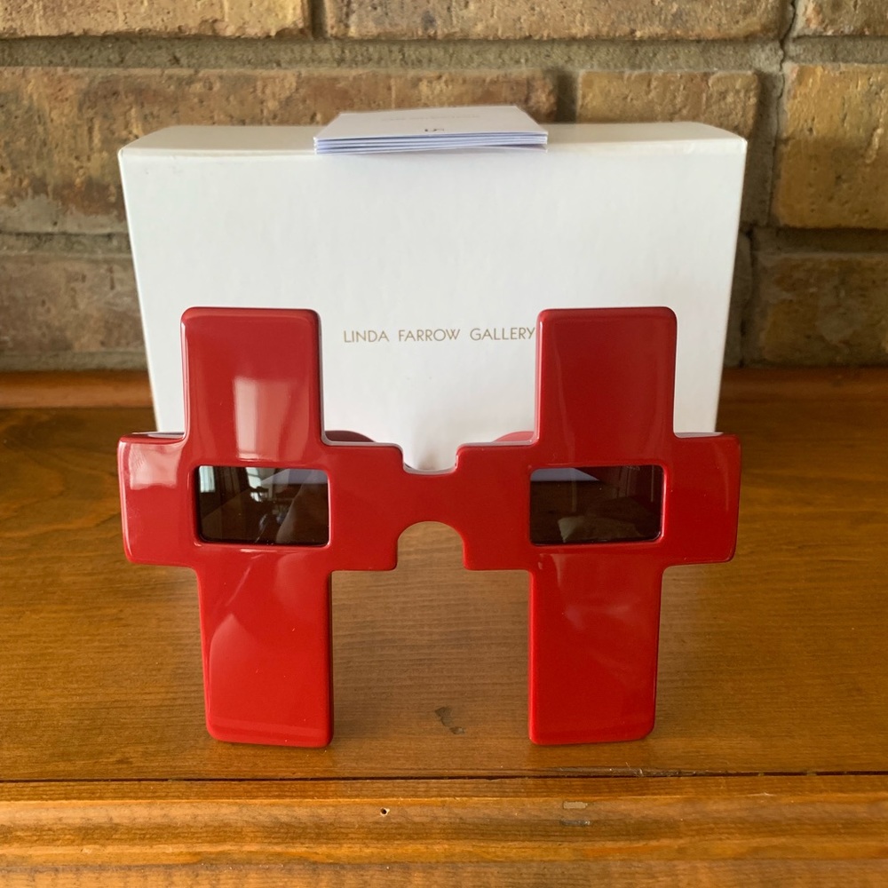 LINDA FARROW x JEREMY SCOTT CROSS RED SUNGLASSES
